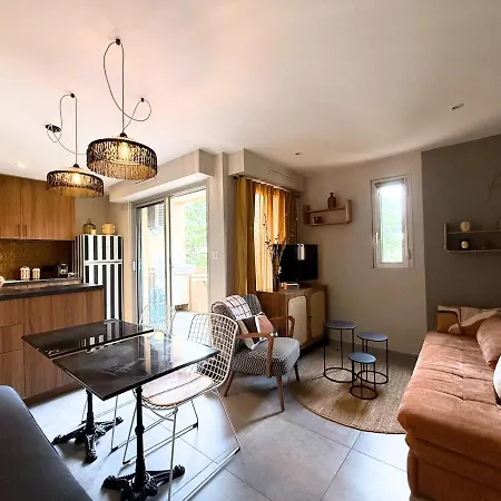 Cosy Avec Balcon, 1 A Maxime Apartment Sainte-Maxime